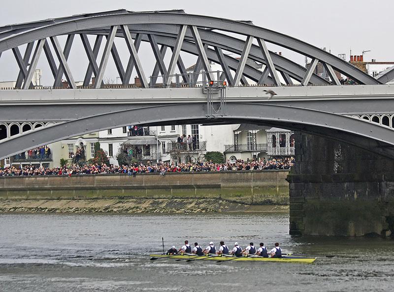 The Boat Race - Oxford vs Cambridge, Barnes, London